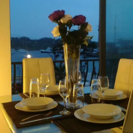 Apartament Sea Front Balcony