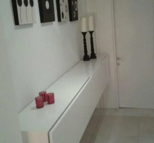 Appartamento Sea Front Balcony